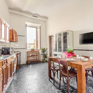 Apartament Amoroma, Rzym