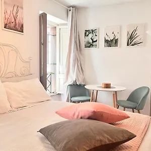 Apartament Glory House Navona Square, Rzym